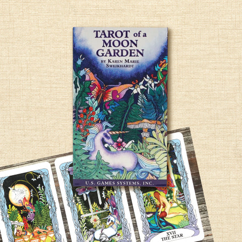 Tarot - Tarot of a Moon Garden